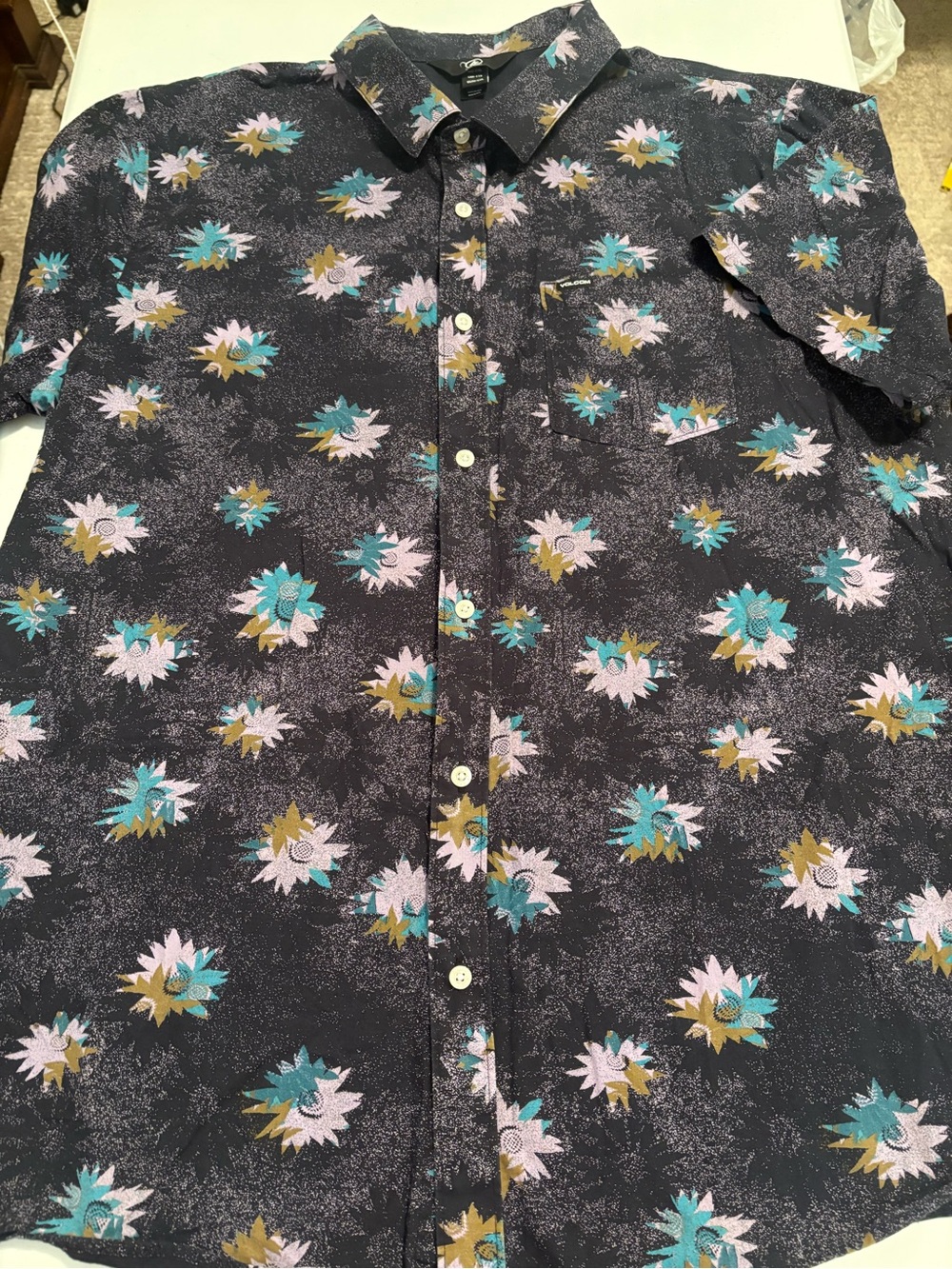 Volcom Warbler Men XXL Floral Button Up Shirt A0402102 Black Blue 100% Cotton